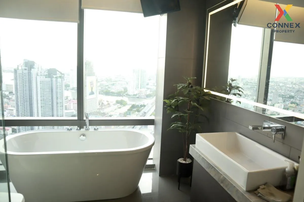 For Rent Condo , The Bangkok Sathorn , Duplex , BTS-Surasak , Yan