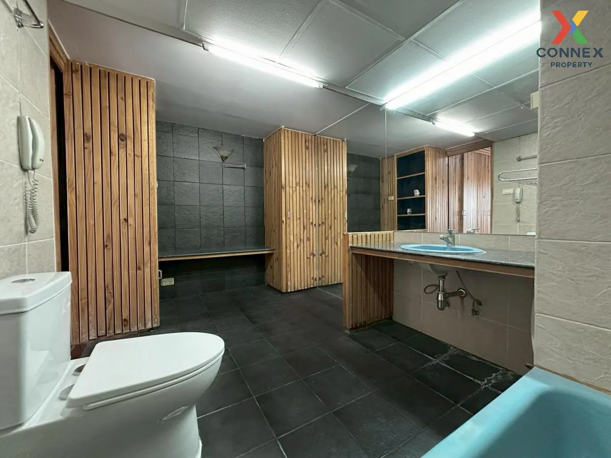 For Rent Condo , Baan On Nut Sukhumvit 77 , corner unit , BTS-On 