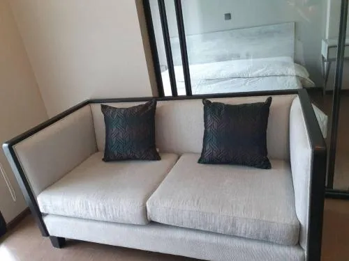 เช่าคอนโด  ณ วรา เรสซิเดนซ์ BTS-ชิดลม ลุมพินี เขต ปทุมวัน กรุงเทพ CX-126042