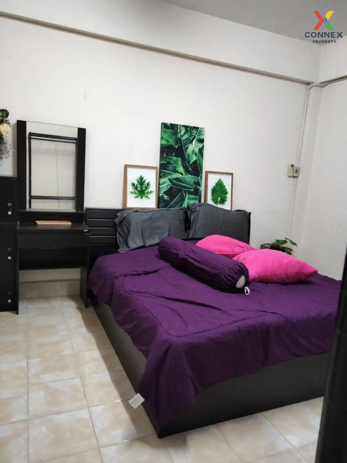 ขายตึกแถว 3 ชั้น หมู่ 5 หน้าหมู่บ้านพิมพาภรณ์ 4 อ.เมือง ชลบุรี บ้ 2