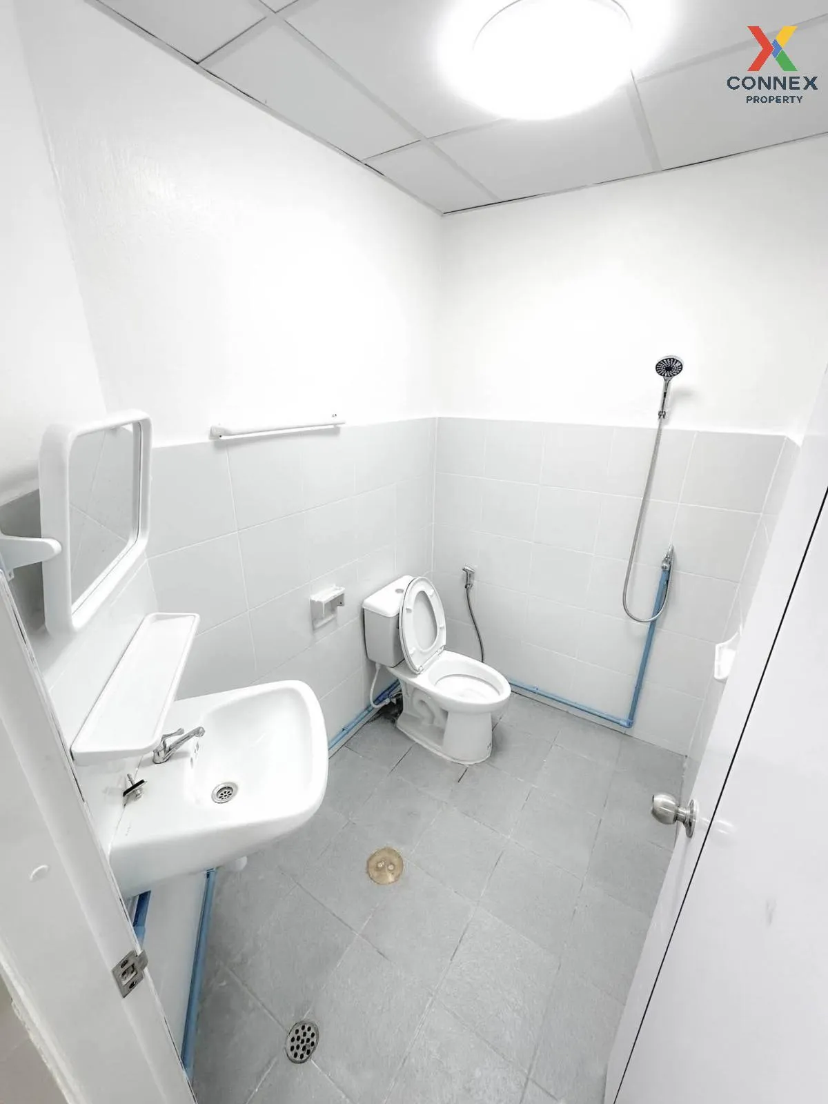 For Rent Townhouse for rent,onnut 44 , newly renovated , Bang Cha