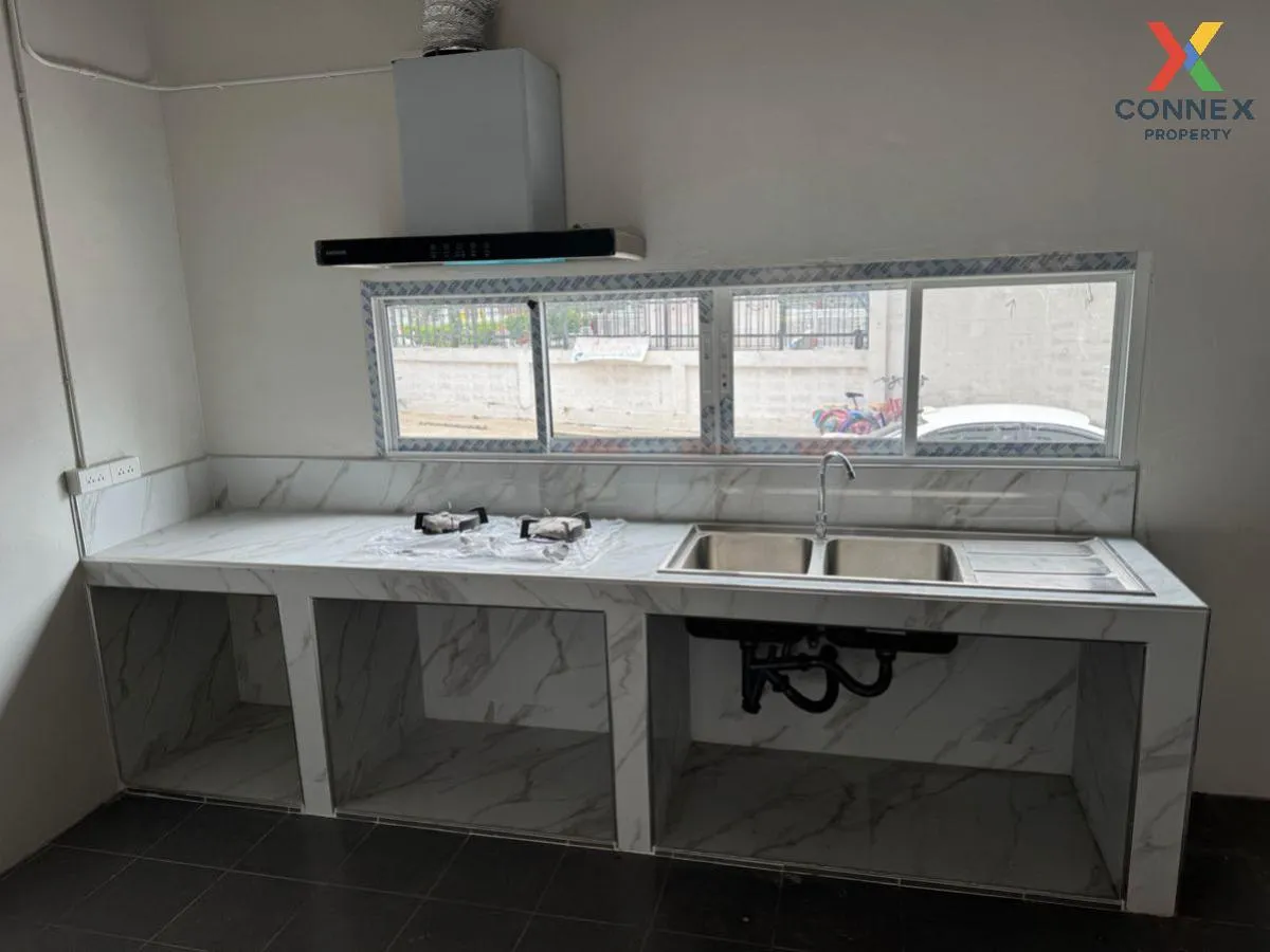 For Sale  4-storey commercial building, Ram Intra 68 , Khanna Yao