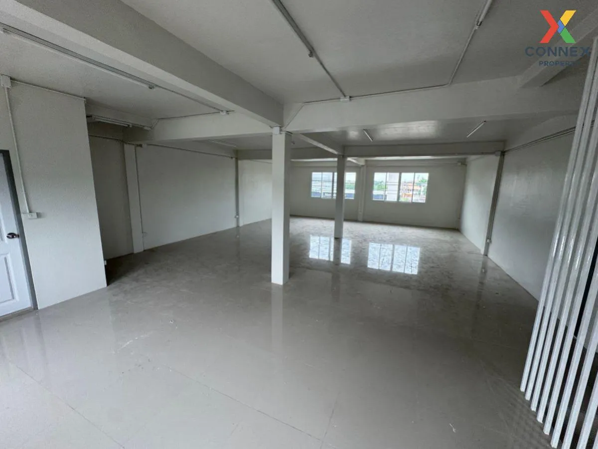 For Sale  4-storey commercial building, Ram Intra 68 , Khanna Yao