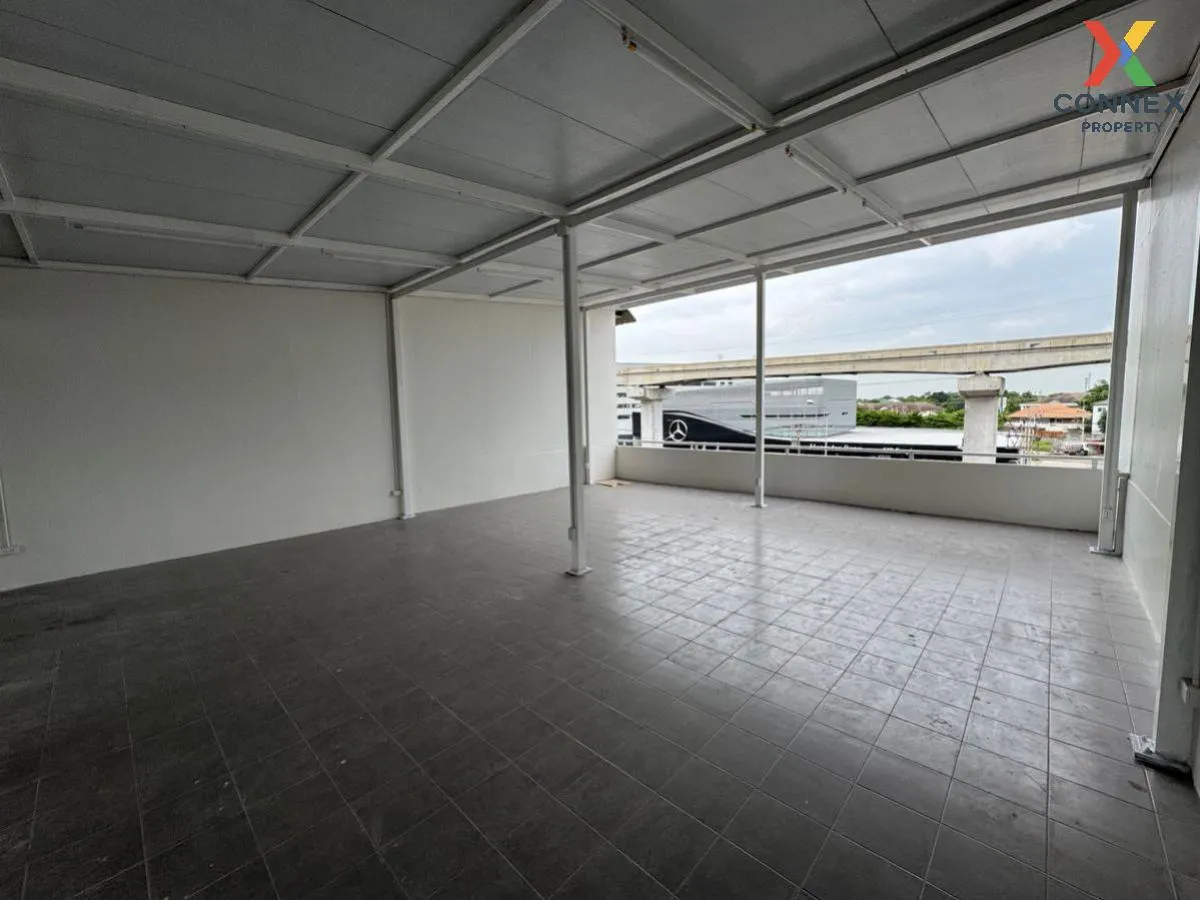 For Sale  4-storey commercial building, Ram Intra 68 , Khanna Yao