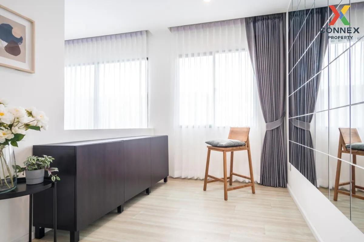 For Rent Townhouse/Townhome  , Nirvana DEFINE Srinakarin-Rama 9 ,