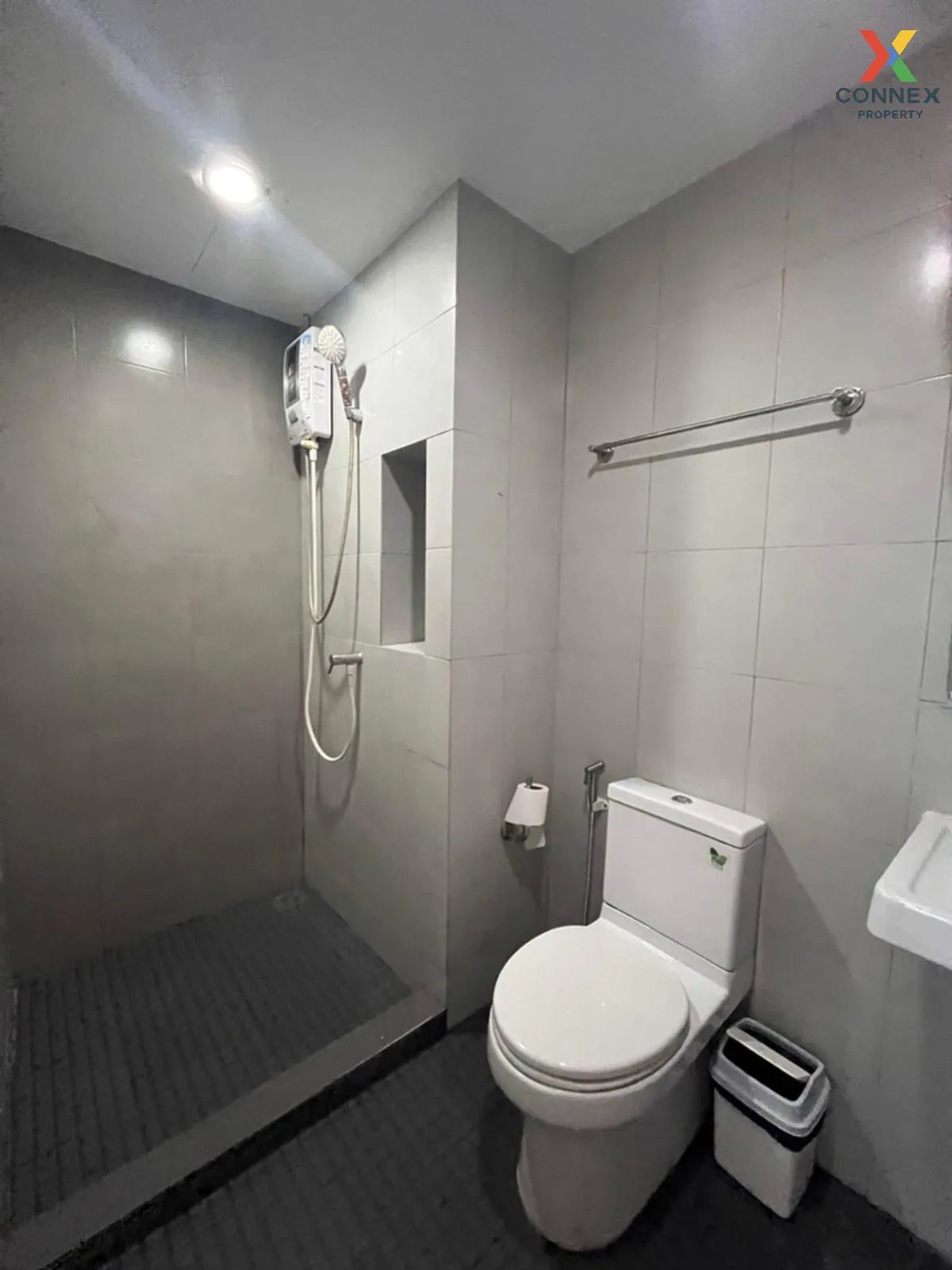 เช่าคอนโด  เอลลิโอ เดลเรย์ BTS-ปุณณวิถี บางจาก เขต พระโขนง กรุงเท