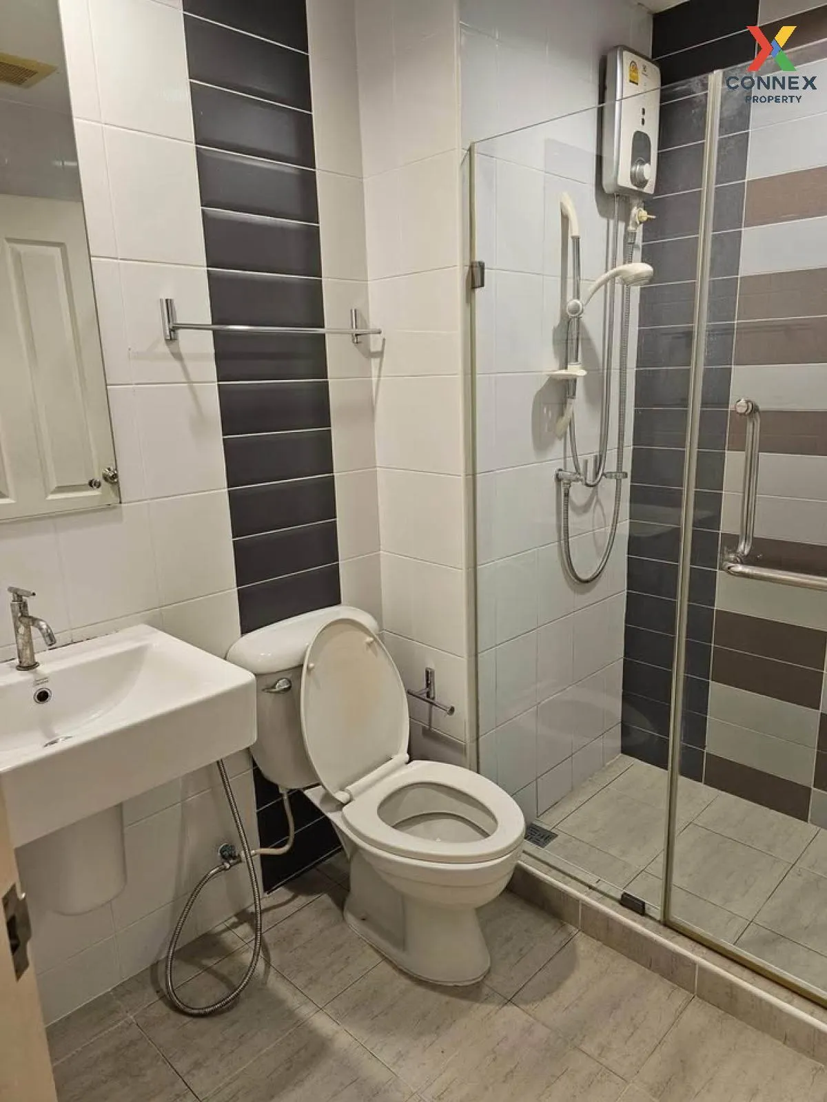 เช่าคอนโด  เดอะทรัสต์ เรสซิเดนท์ พระราม 3 ช่องนนทรี เขต ยานนาวา ก