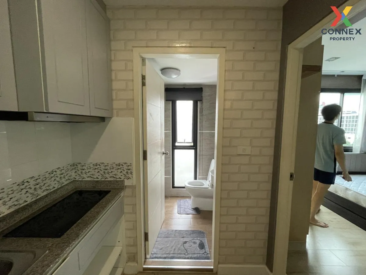 For Sale Condo , Yensabaidee Ladprao 15 , corner unit , Chomphon  4