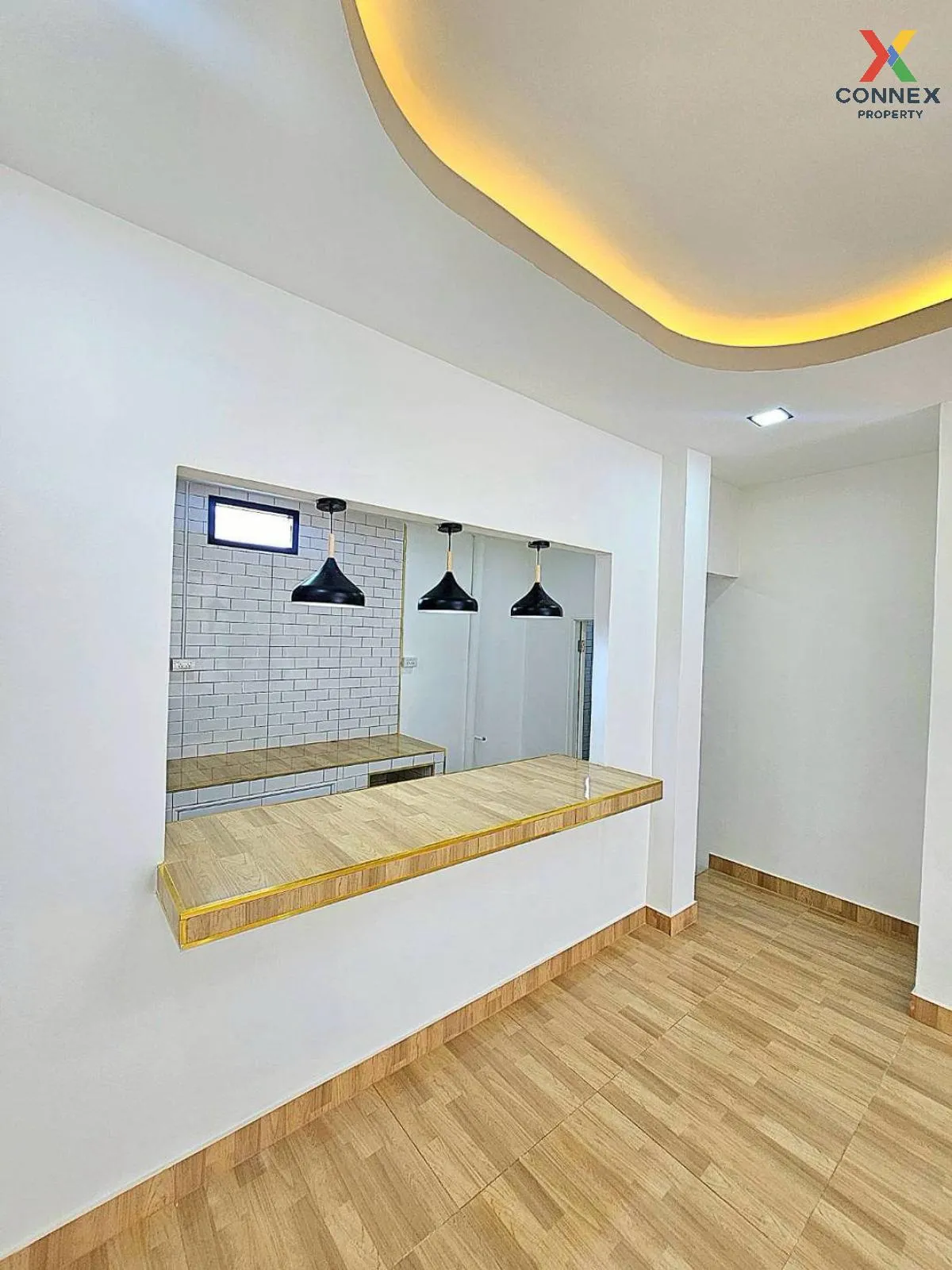 ขายทาวน์เฮ้าส์/ทาวน์โฮม  ธนจิตต์ บางกรวย ศาลากลาง บางกรวย นนทบุรี