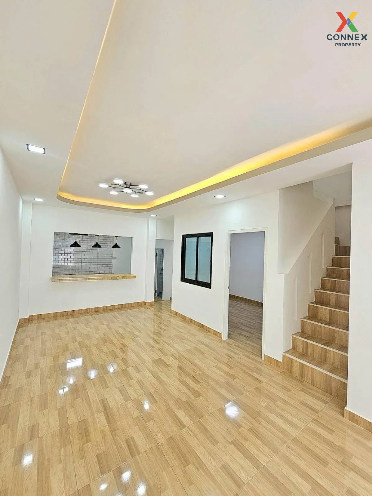 ขายทาวน์เฮ้าส์/ทาวน์โฮม  ธนจิตต์ บางกรวย ศาลากลาง บางกรวย นนทบุรี