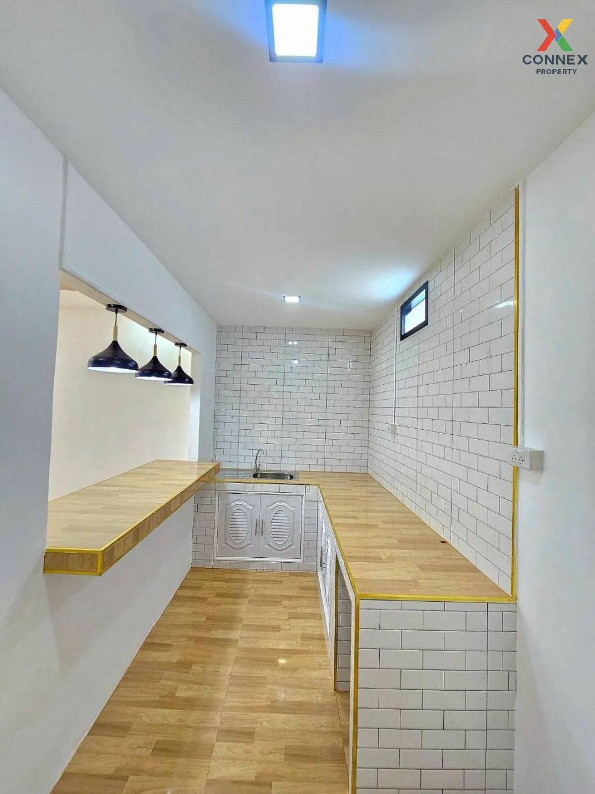 ขายทาวน์เฮ้าส์/ทาวน์โฮม  ธนจิตต์ บางกรวย ศาลากลาง บางกรวย นนทบุรี