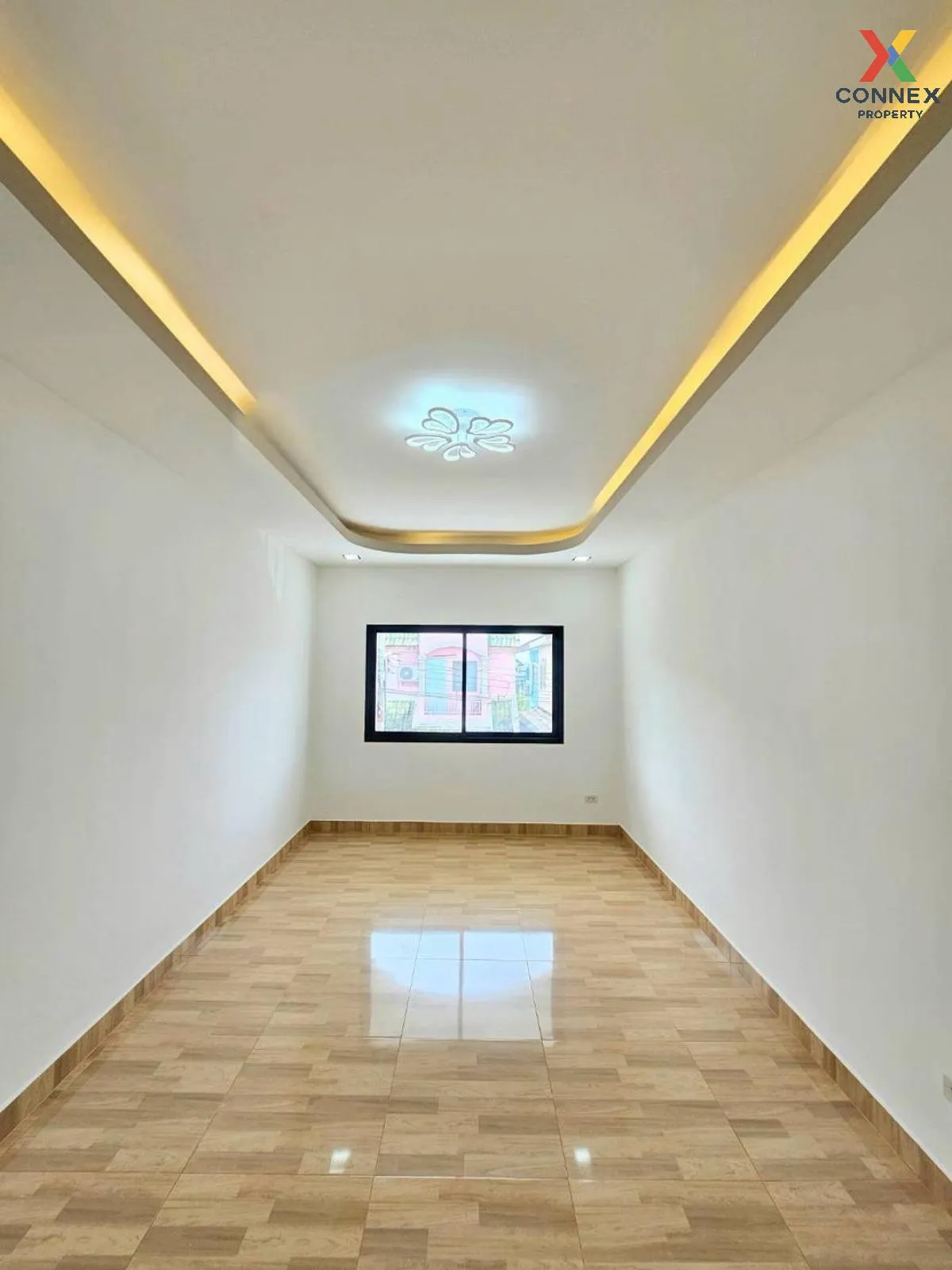 ขายทาวน์เฮ้าส์/ทาวน์โฮม  ธนจิตต์ บางกรวย ศาลากลาง บางกรวย นนทบุรี