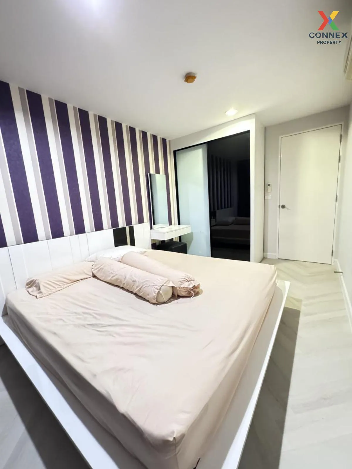 เช่าคอนโด  เดอะ ซิลค์ พหลโยธิน - อารีย์ 2 BTS-อารีย์ สามเสนใน เขต เช่าคอนโด  เดอะ ซิลค์ พหลโยธิน - อารีย์ 2 BTS-อารีย์ สามเสนใน เขต