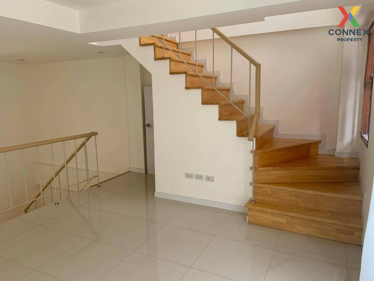 เช่าทาวน์เฮ้าส์/ทาวน์โฮม  วาย เรสซิเดนซ์ สุขุมวิท 113 BTS-สำโรง ส 2