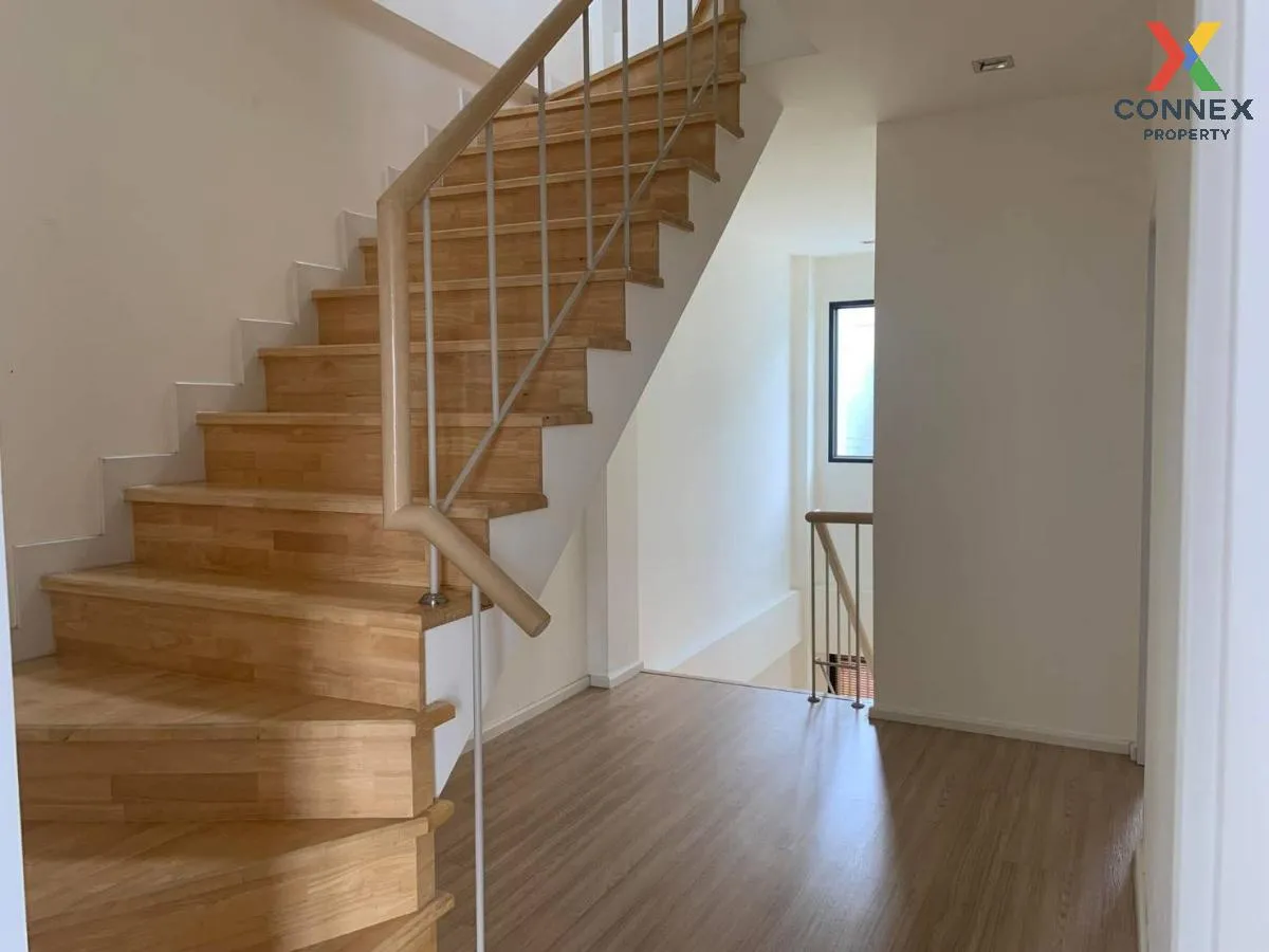 เช่าทาวน์เฮ้าส์/ทาวน์โฮม  วาย เรสซิเดนซ์ สุขุมวิท 113 BTS-สำโรง ส