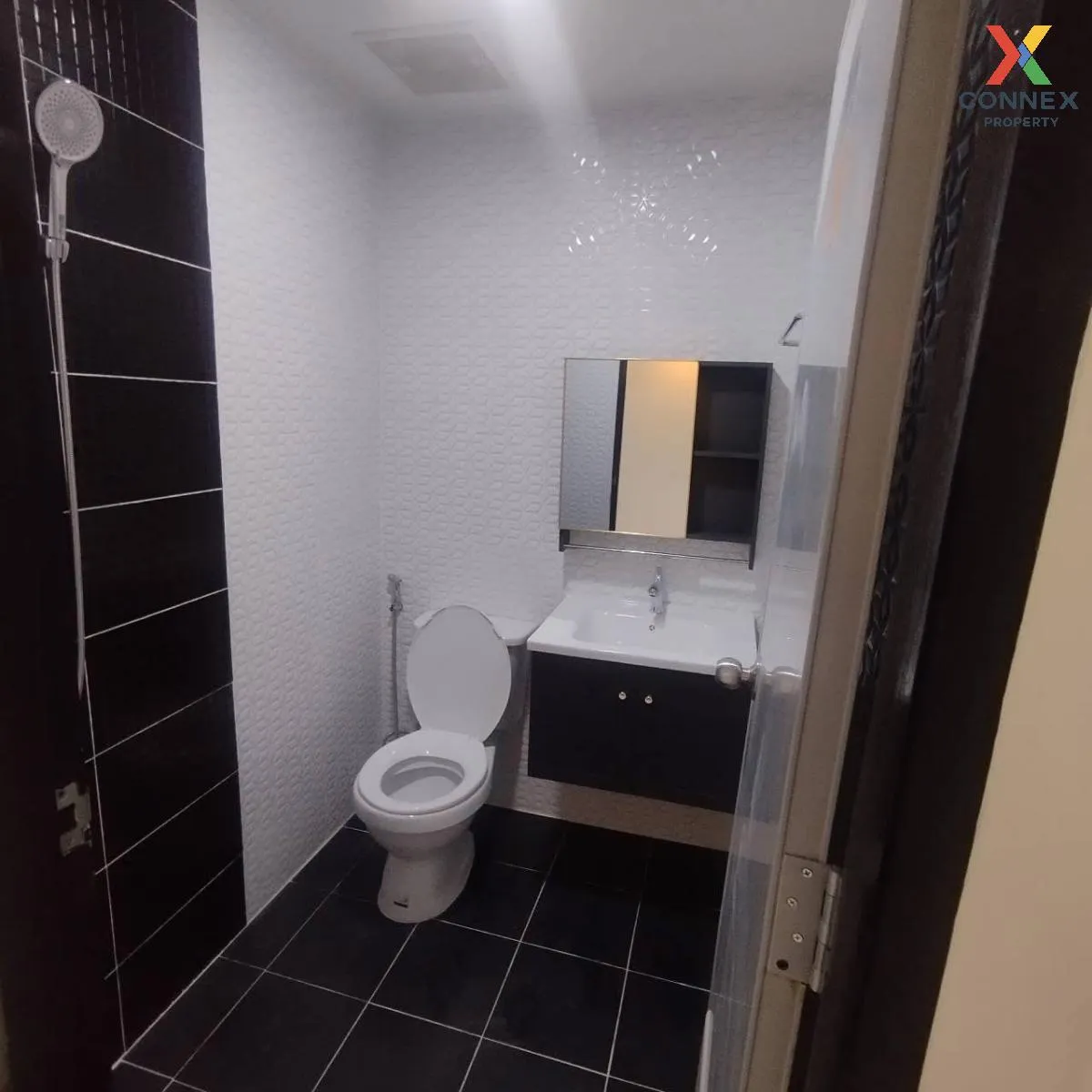 ขายทาวน์เฮ้าส์/ทาวน์โฮม  บ้านธัญพฤกษ์ สุวินทวงศ์ ซอยผดุงพันธ์ 11  3