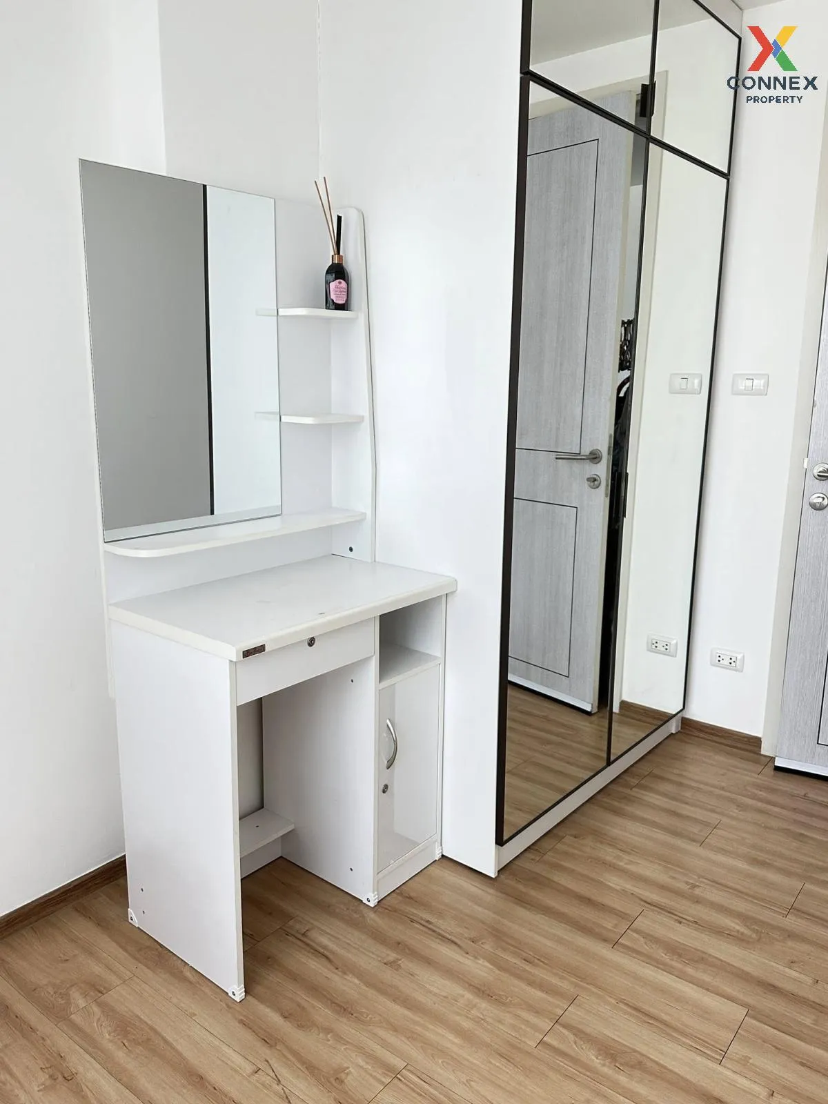 For Rent Condo , Notting Hill The Exclusive CharoenKrung , BTS-Sa