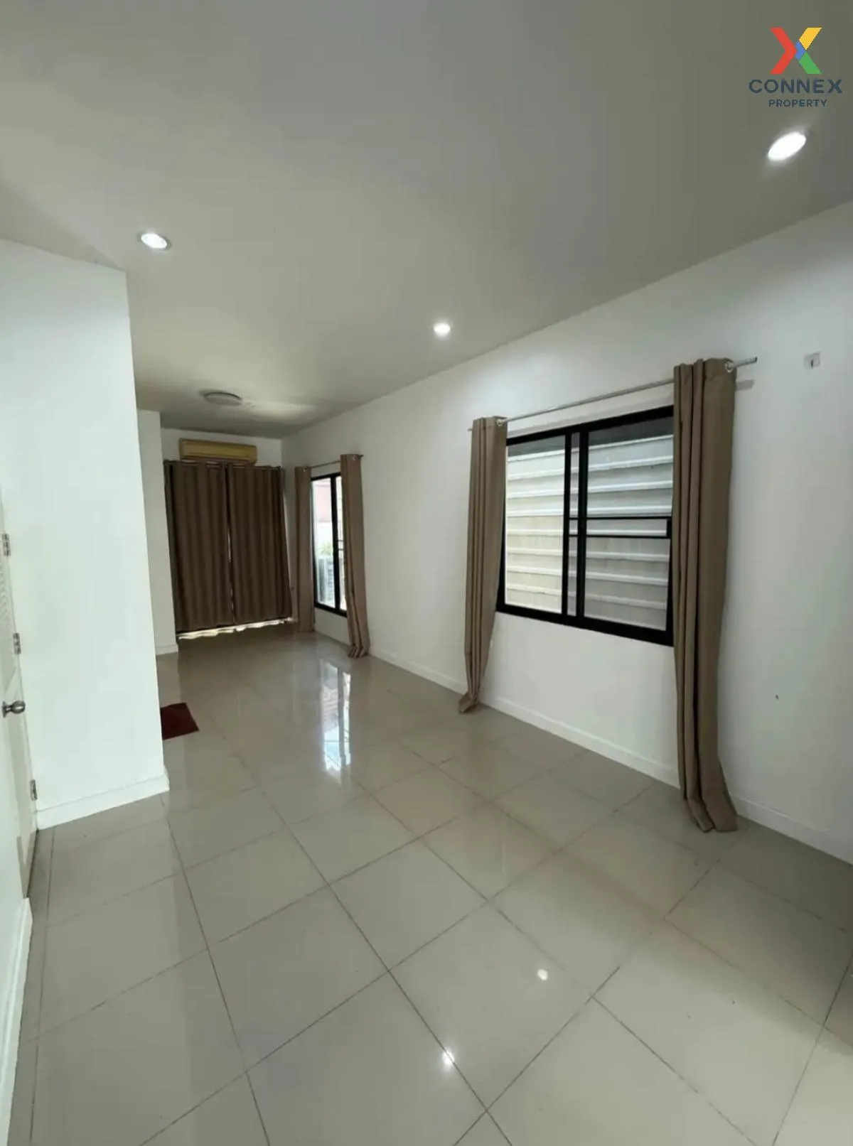 For Rent Townhouse/Townhome  , SIXNATURE WATCHARAPOL , Tha Raeng  2