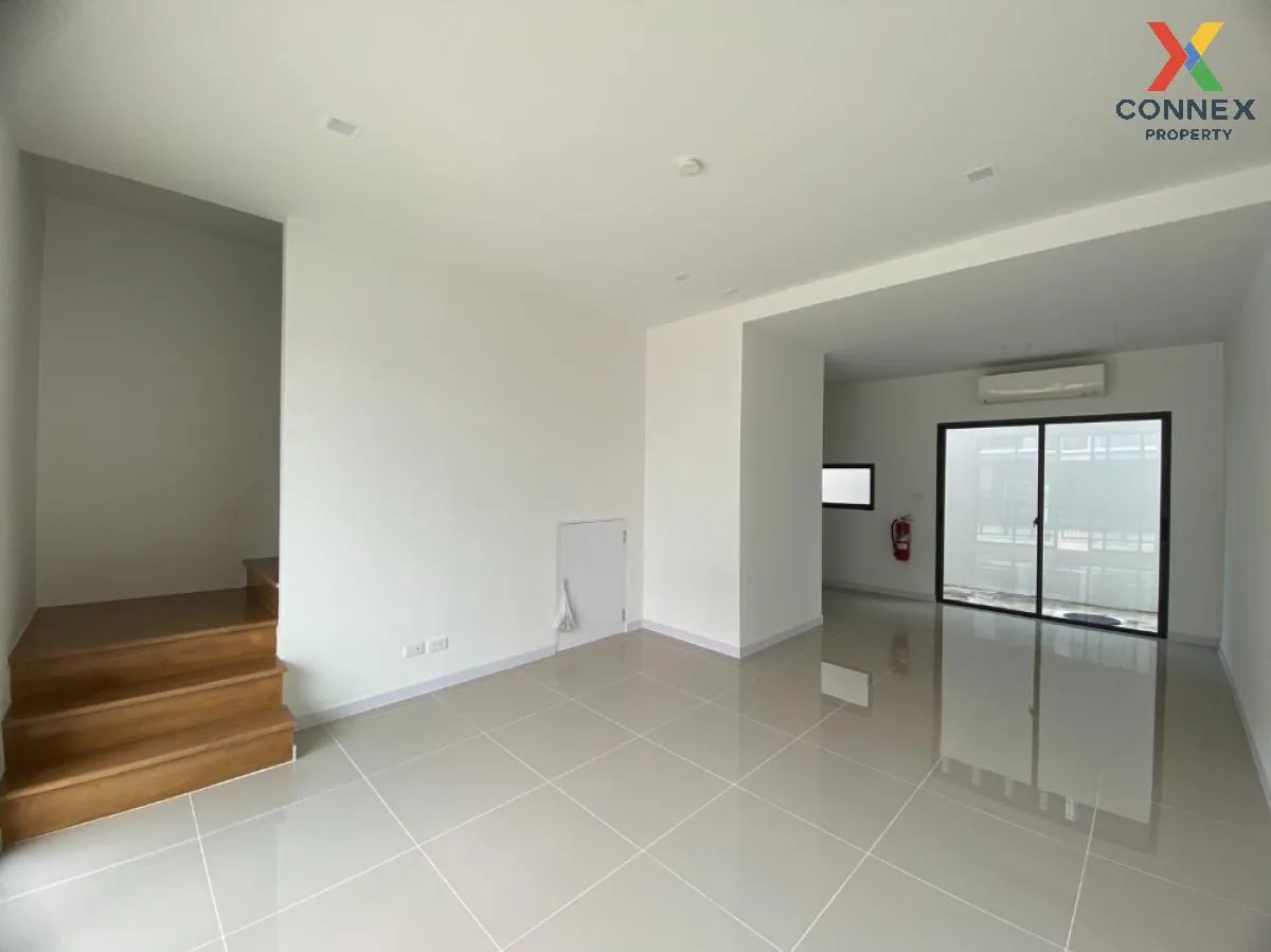 ขายทาวน์เฮ้าส์/ทาวน์โฮม  พาทิโอ ลาดกระบัง-มอเตอร์เวย์ ARL-ลาดกระบ