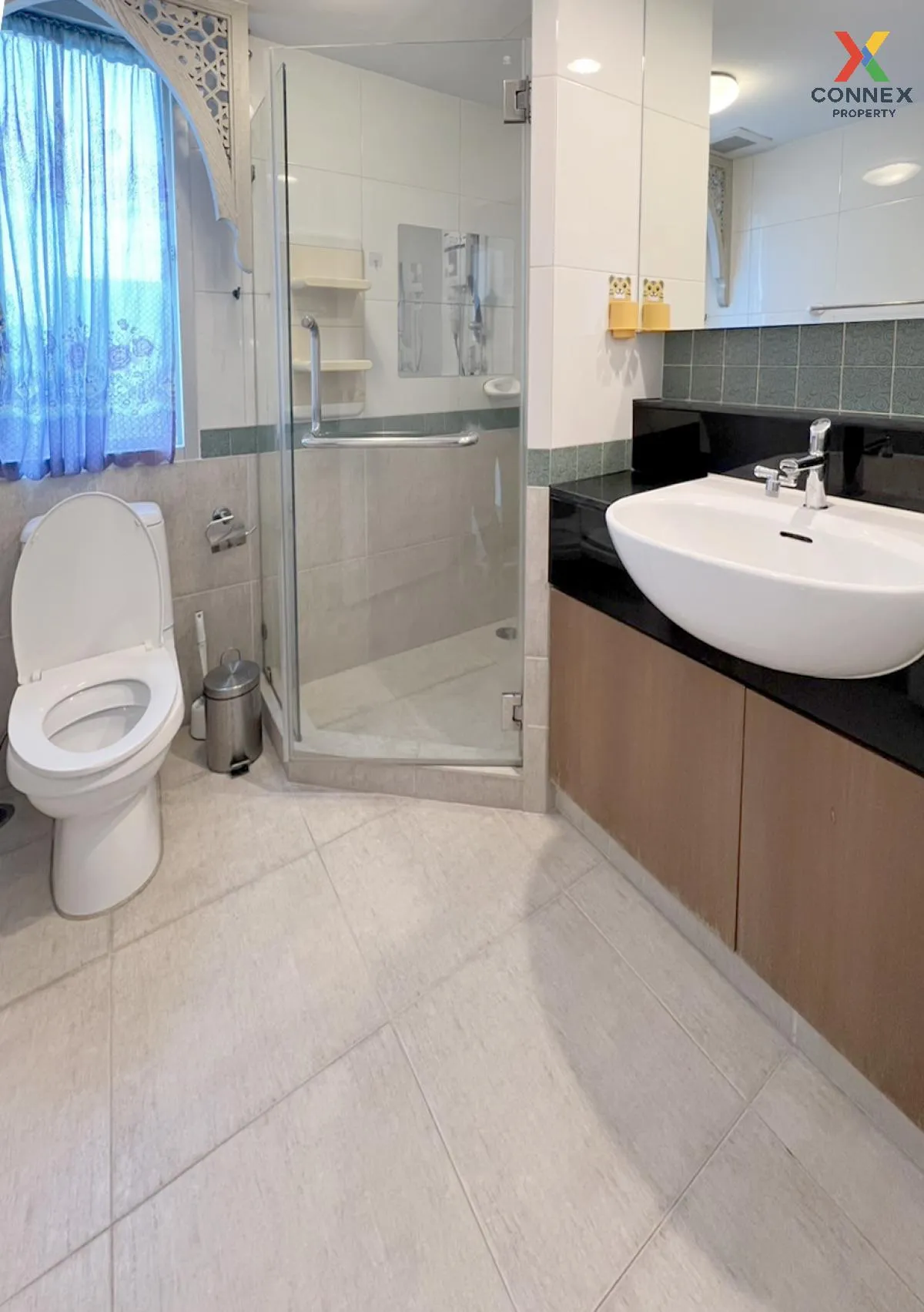 For Rent Condo , Centric Scene Sukhumvit 64 , high floor , corner