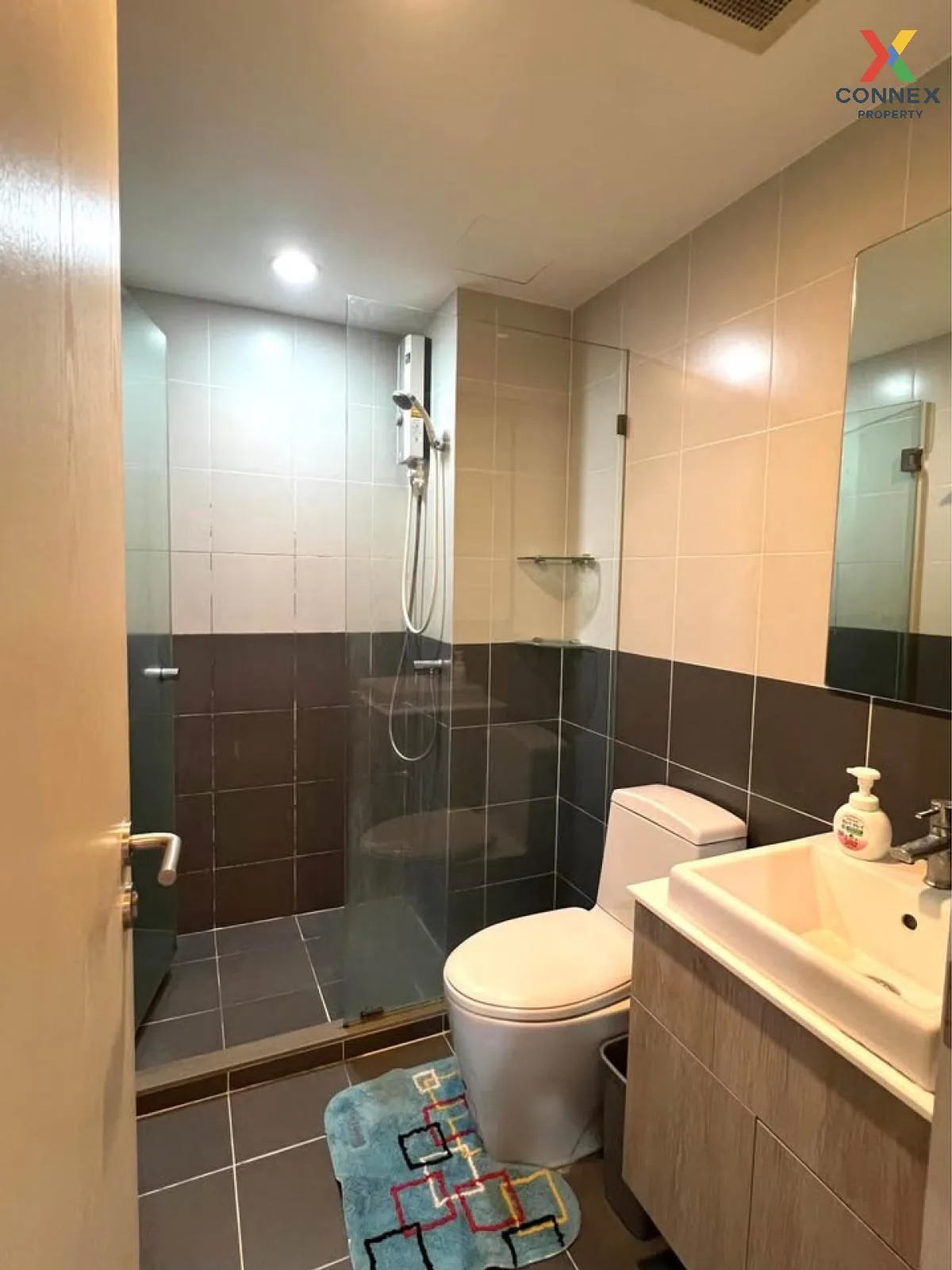 For Rent Condo , Ideo Mobi Charan Interchange , corner unit , MRT