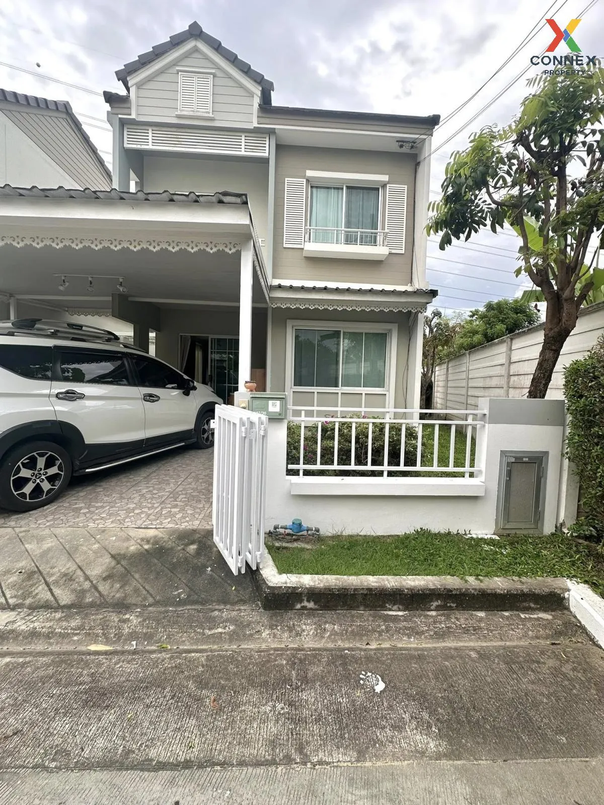 For Rent House , The Village Bangna - Wongwaen 2 , corner unit ,  1