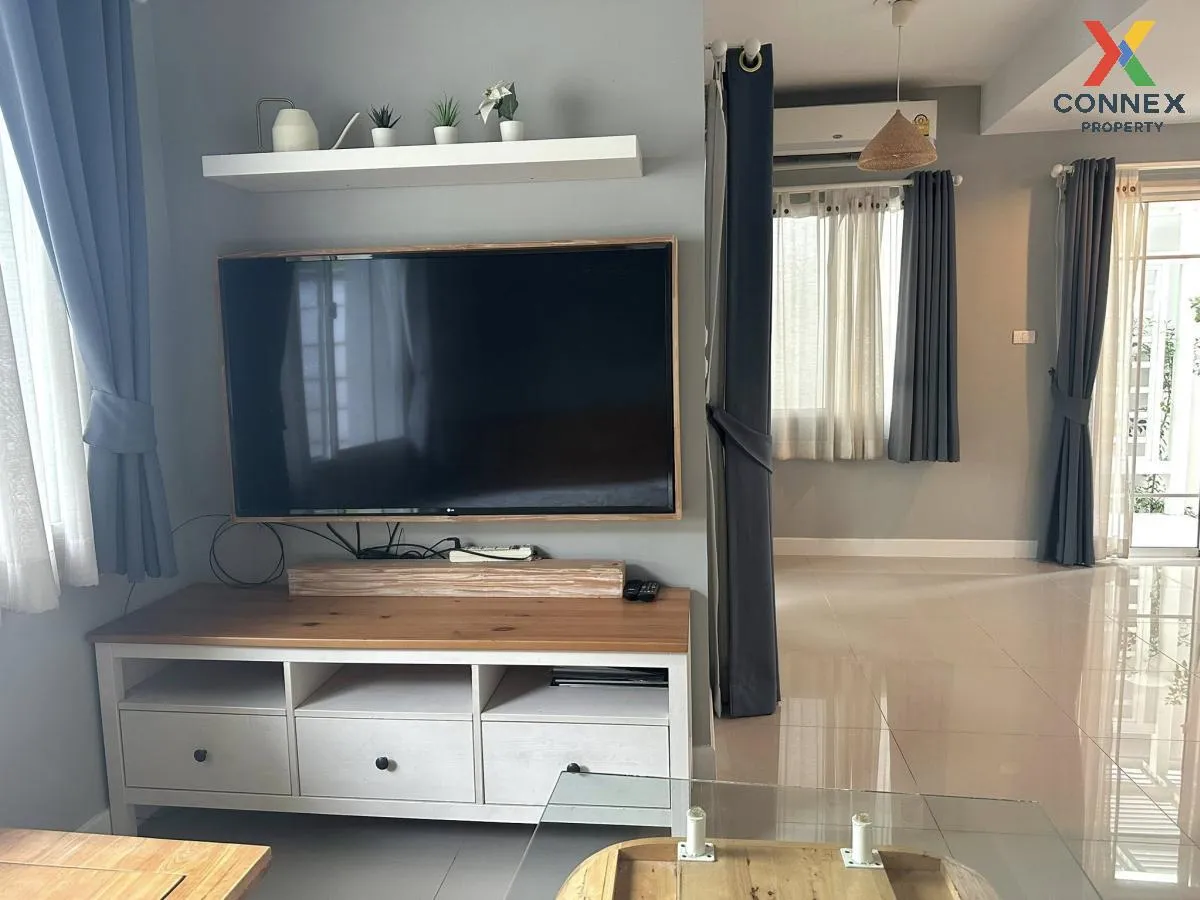 For Rent House , The Village Bangna - Wongwaen 2 , corner unit ,  4