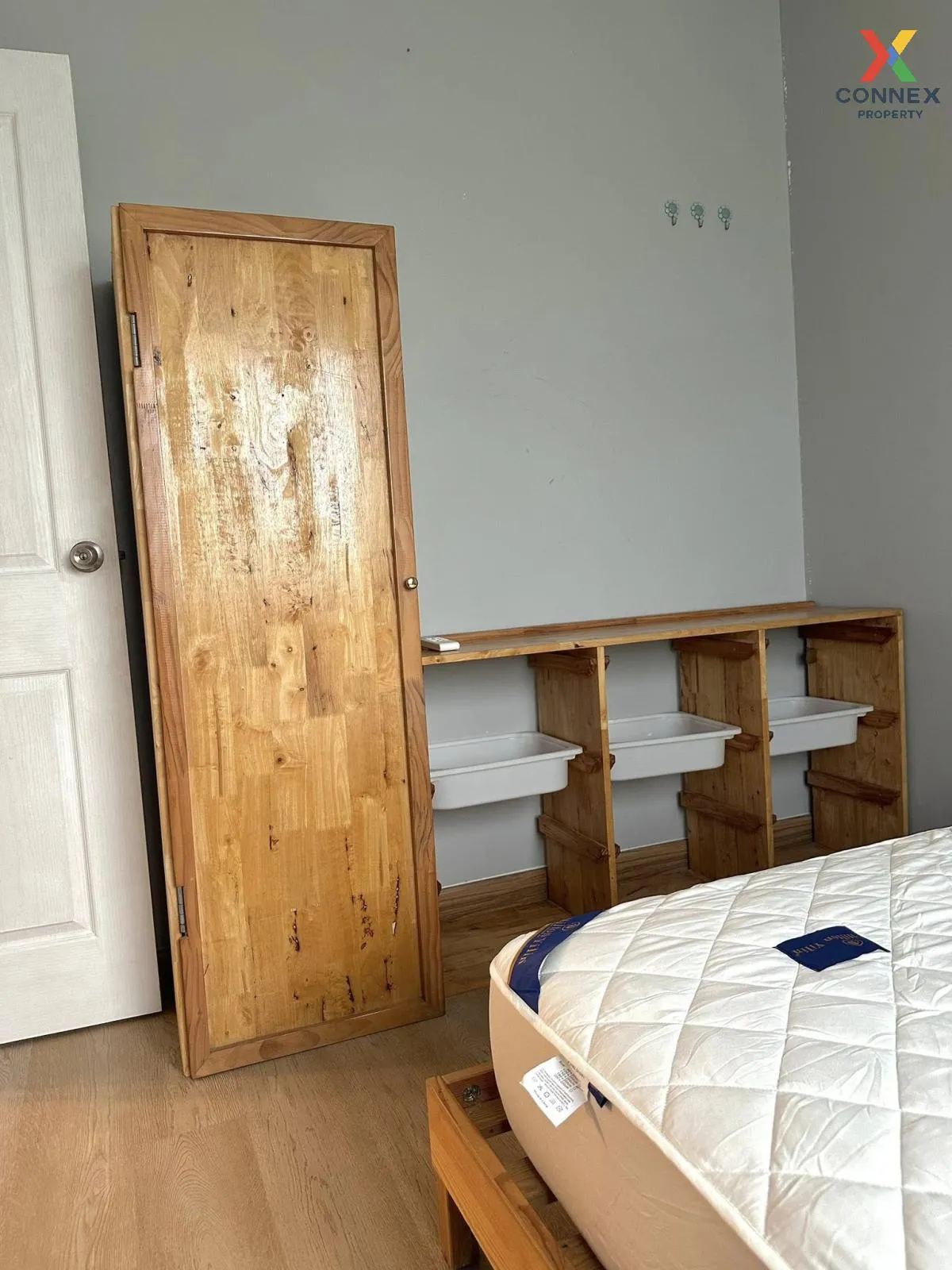 For Rent House , The Village Bangna - Wongwaen 2 , corner unit , 