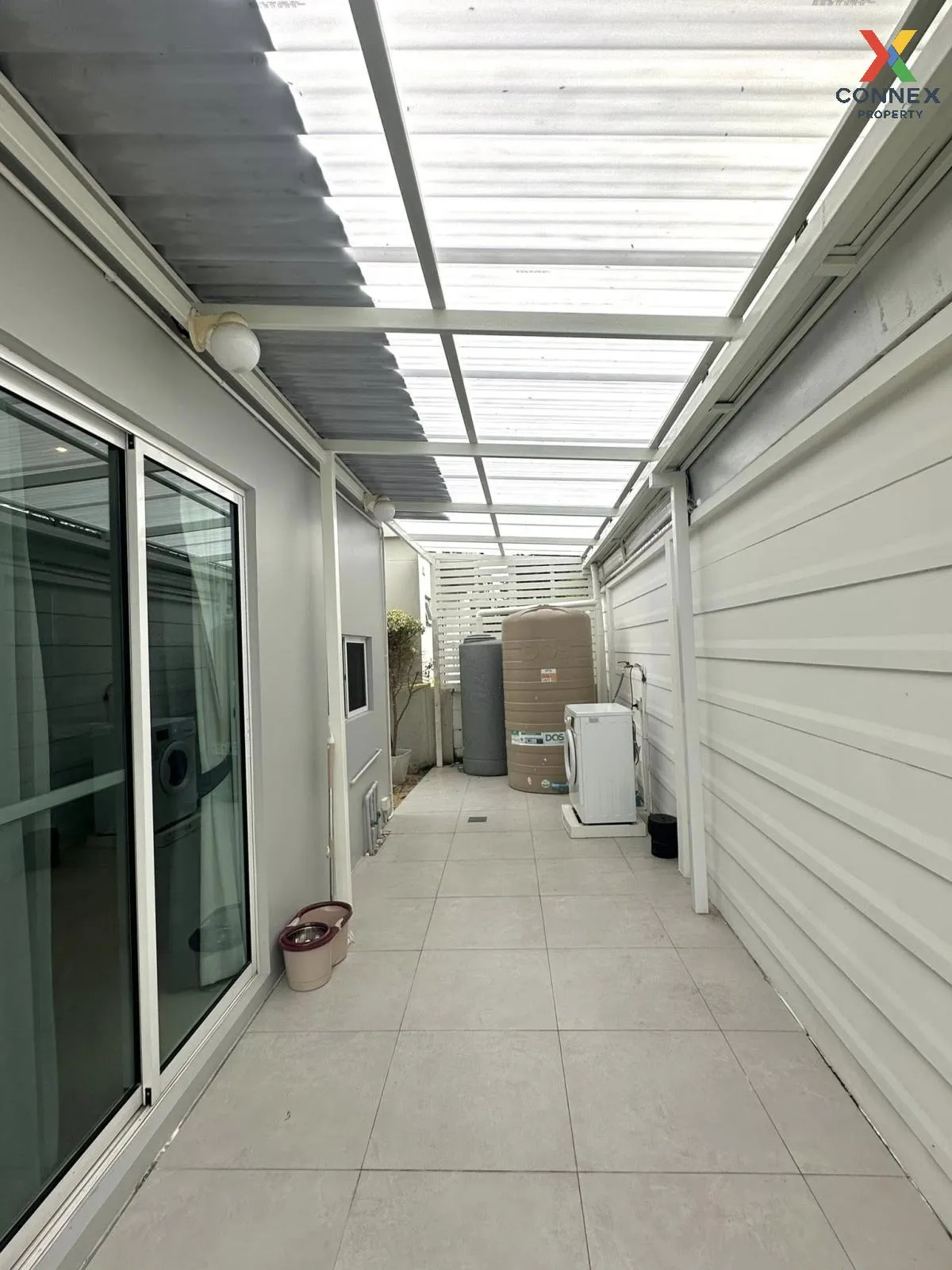 For Rent House , The Village Bangna - Wongwaen 2 , corner unit , 