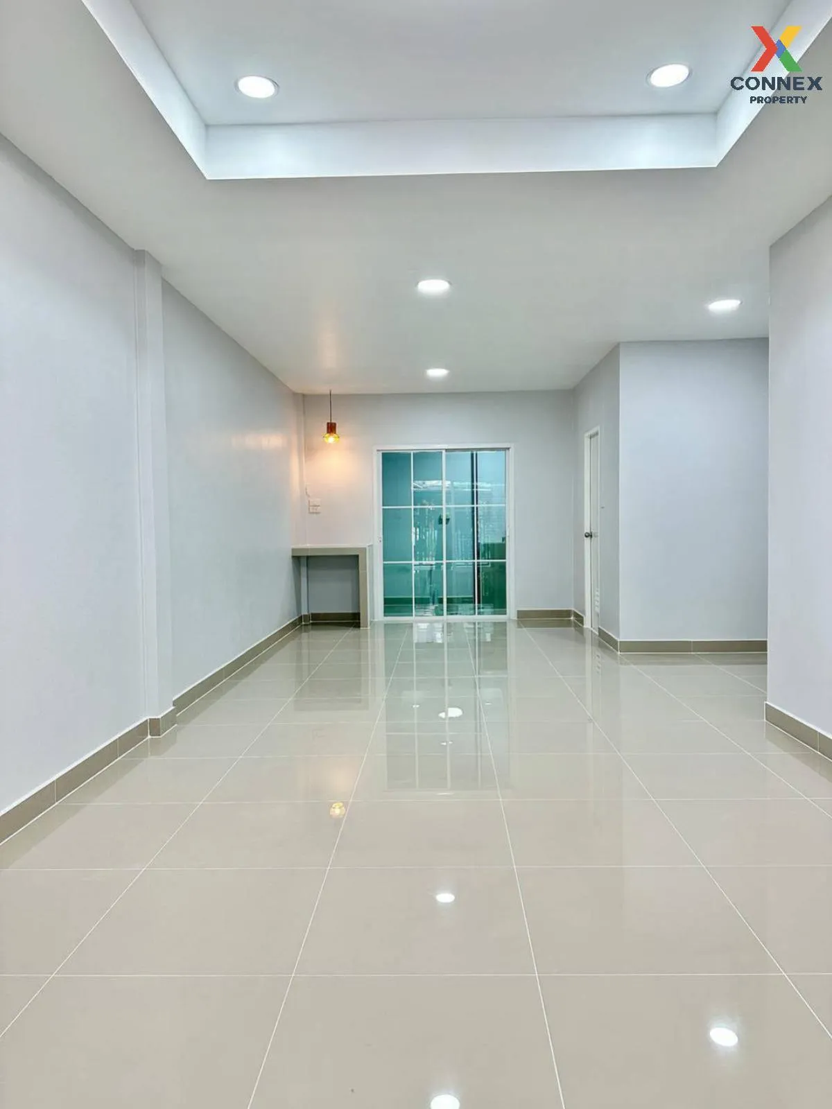 ขายทาวน์เฮ้าส์/ทาวน์โฮม  บ้านบัวทอง 2 รีโนเวทใหม่ บางรักพัฒนา บาง 4