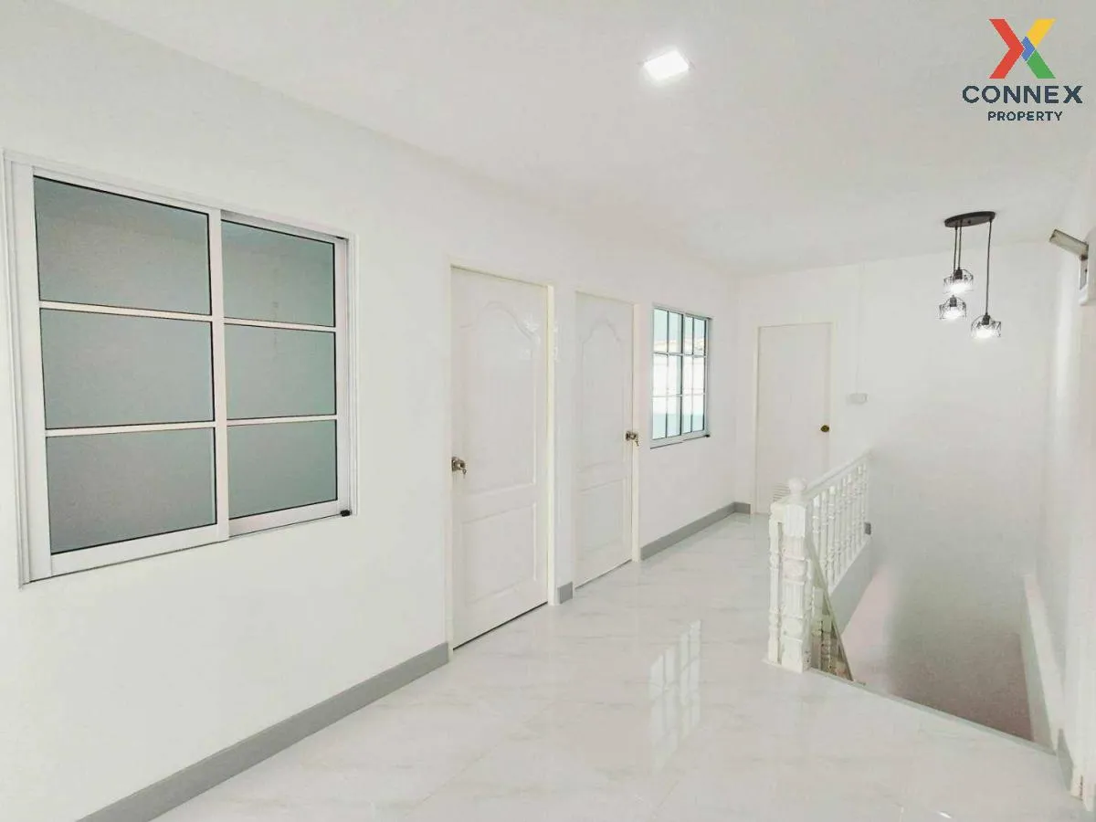 For Sale Townhouse/Townhome  , K.C. Ramindra 1 , wide frontage , 