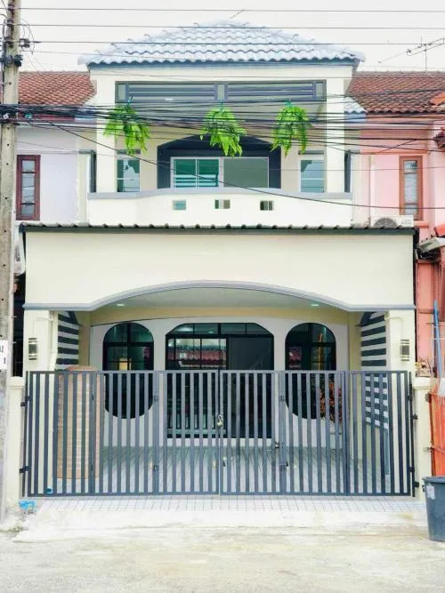 For Sale Townhouse/Townhome  , K.C. Ramindra 1 , wide frontage , newly renovated , Sam Wa Tawan Tok , Khlong Sam Wa , Bangkok , CX-126570
