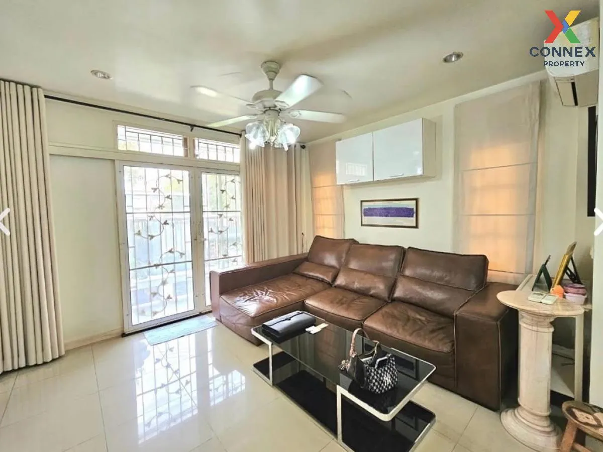 For Sale House , Baranee Rangsit - Klong 3 , corner unit , Khlong