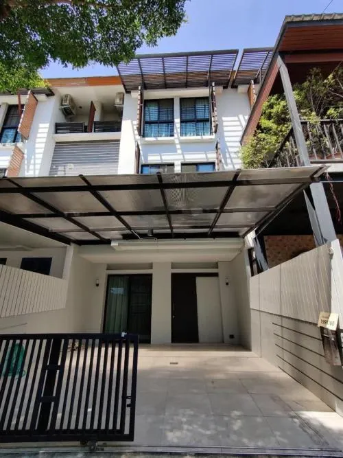 For Rent Townhouse/Townhome  , AREEYA MANDARINA SUKHUMVIT 77 , Suan Luang , Suan Luang , Bangkok , CX-126645
