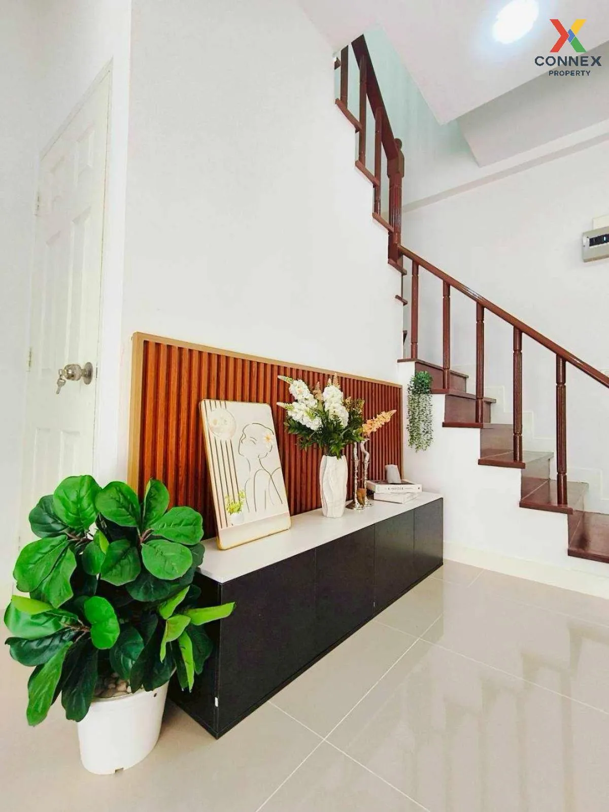 ขายทาวน์เฮ้าส์/ทาวน์โฮม  เต็มสิริ อเวนิว รามอินทรา 117 รีโนเวทใหม