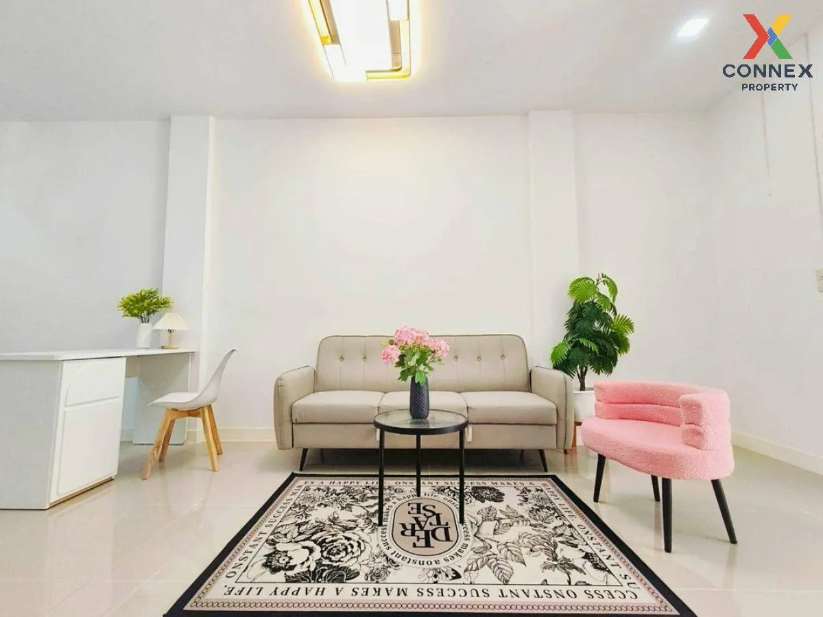 ขายทาวน์เฮ้าส์/ทาวน์โฮม  เต็มสิริ อเวนิว รามอินทรา 117 รีโนเวทใหม