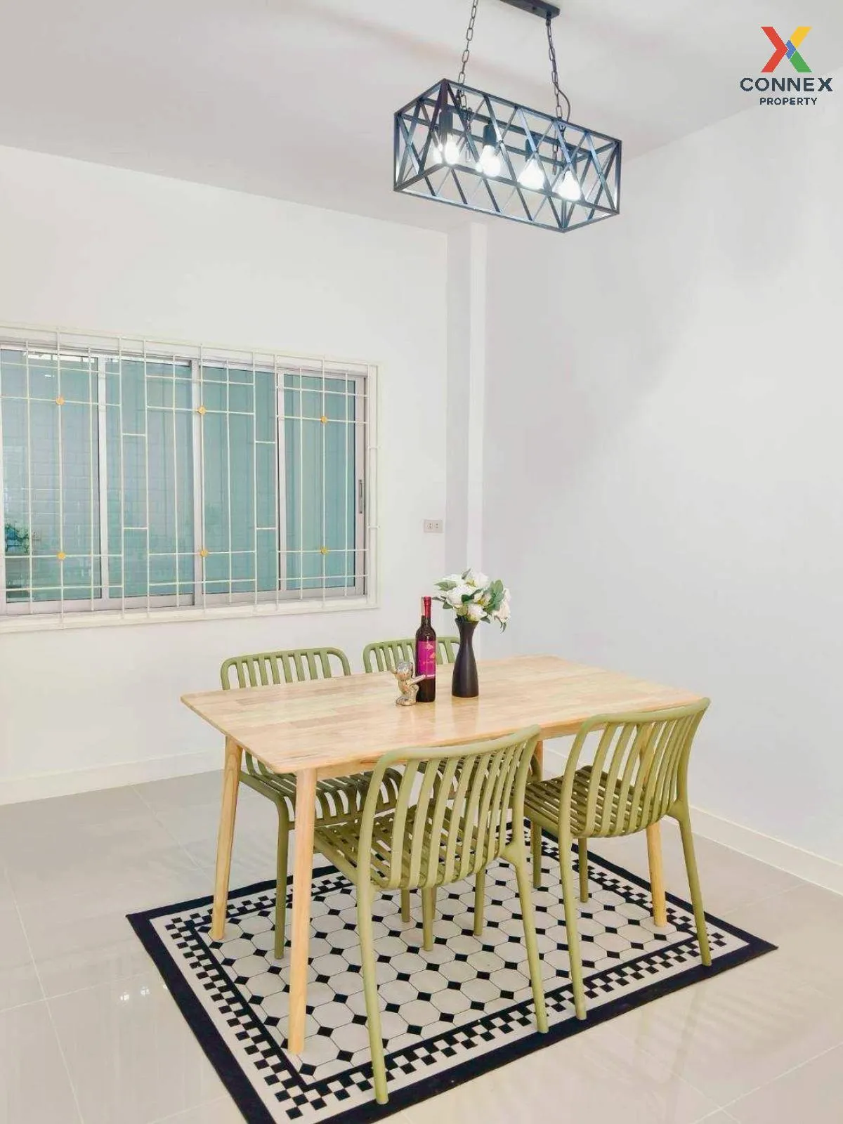 ขายทาวน์เฮ้าส์/ทาวน์โฮม  เต็มสิริ อเวนิว รามอินทรา 117 รีโนเวทใหม