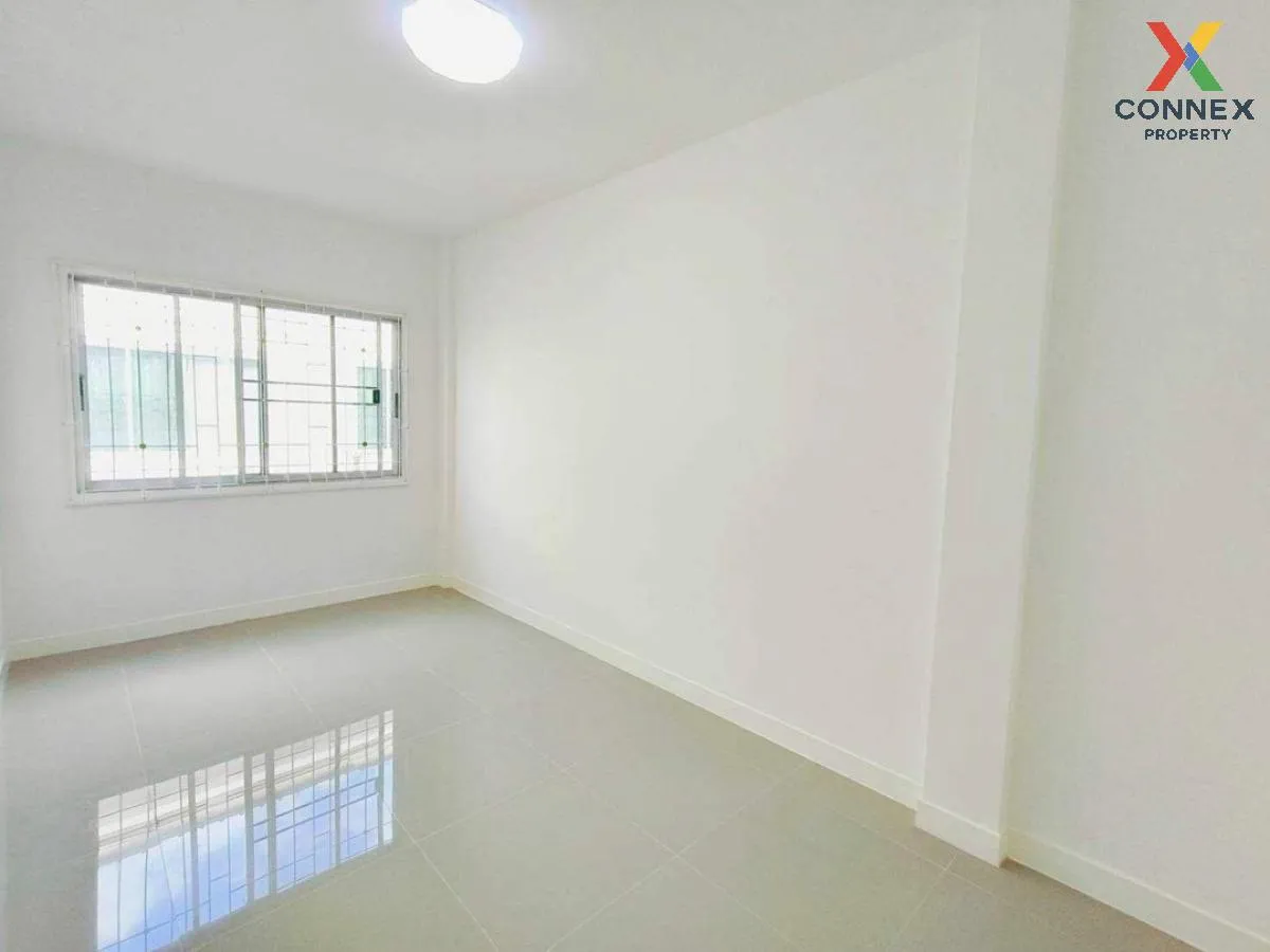 ขายทาวน์เฮ้าส์/ทาวน์โฮม  เต็มสิริ อเวนิว รามอินทรา 117 รีโนเวทใหม