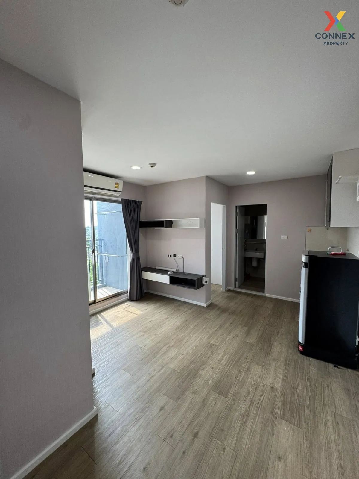 For Sale Condo , Rill Condo Rangsit , wide frontage , Lak Hok , M 3