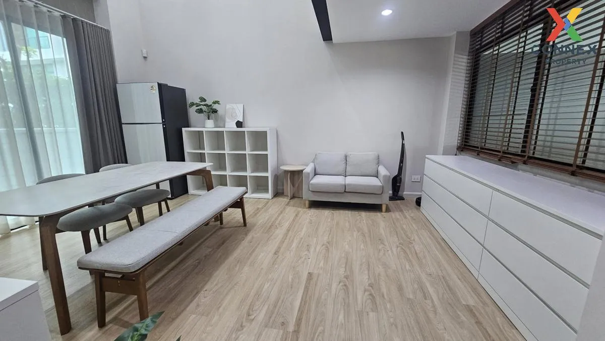 For Rent Townhouse/Townhome  , Nirvana DEFINE Srinakarin-Rama 9 , 3