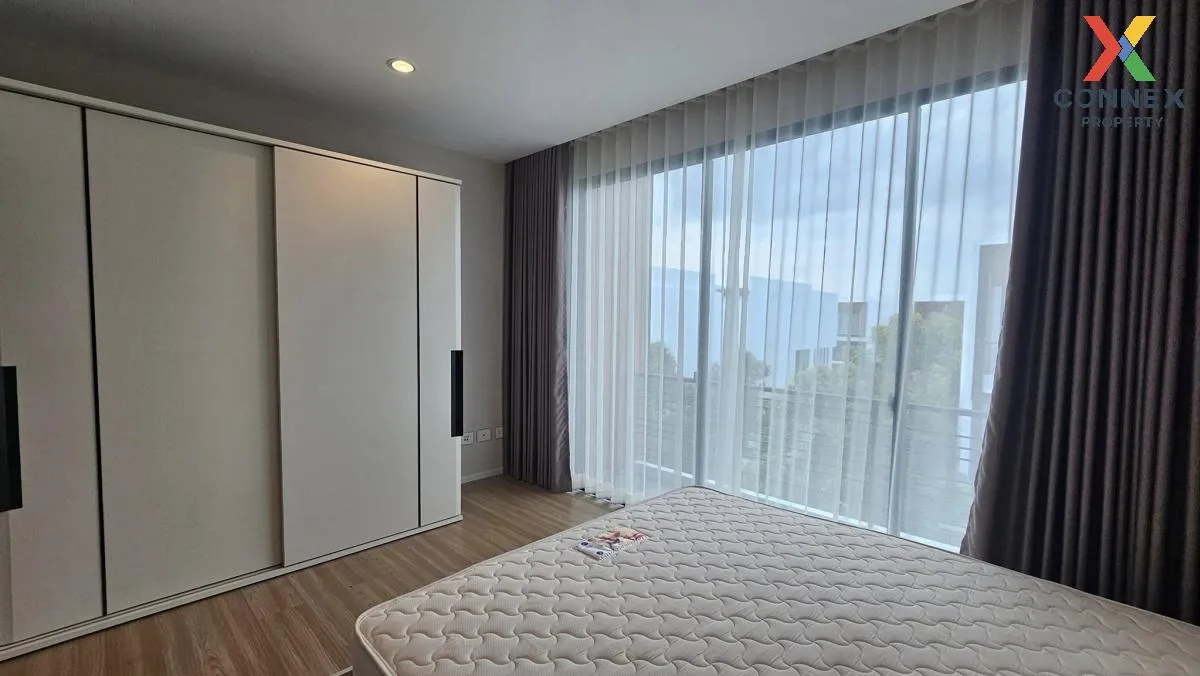 For Rent Townhouse/Townhome  , Nirvana DEFINE Srinakarin-Rama 9 , 4