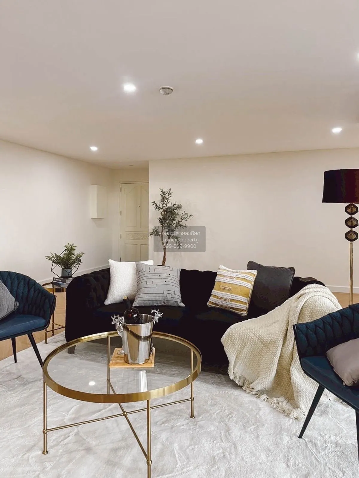 For Sale Condo , Prestige Towers , corner unit , wide frontage , 