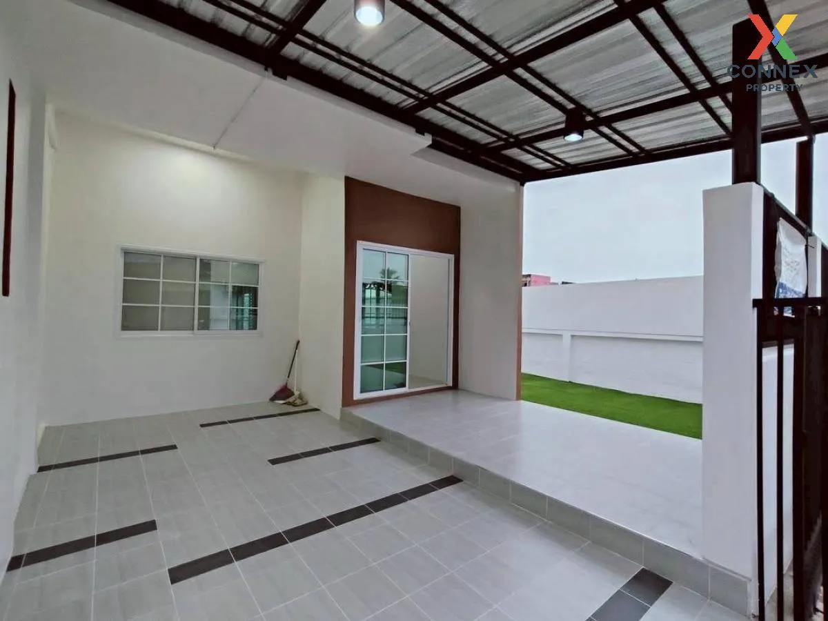 For Sale Townhouse/Townhome  , Baan Suktawee Village , Salathamma 3