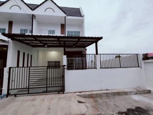 For Sale Townhouse/Townhome  , Baan Suktawee Village , Salathammasop Sop , Thawi Watthana , Bangkok , CX-126716