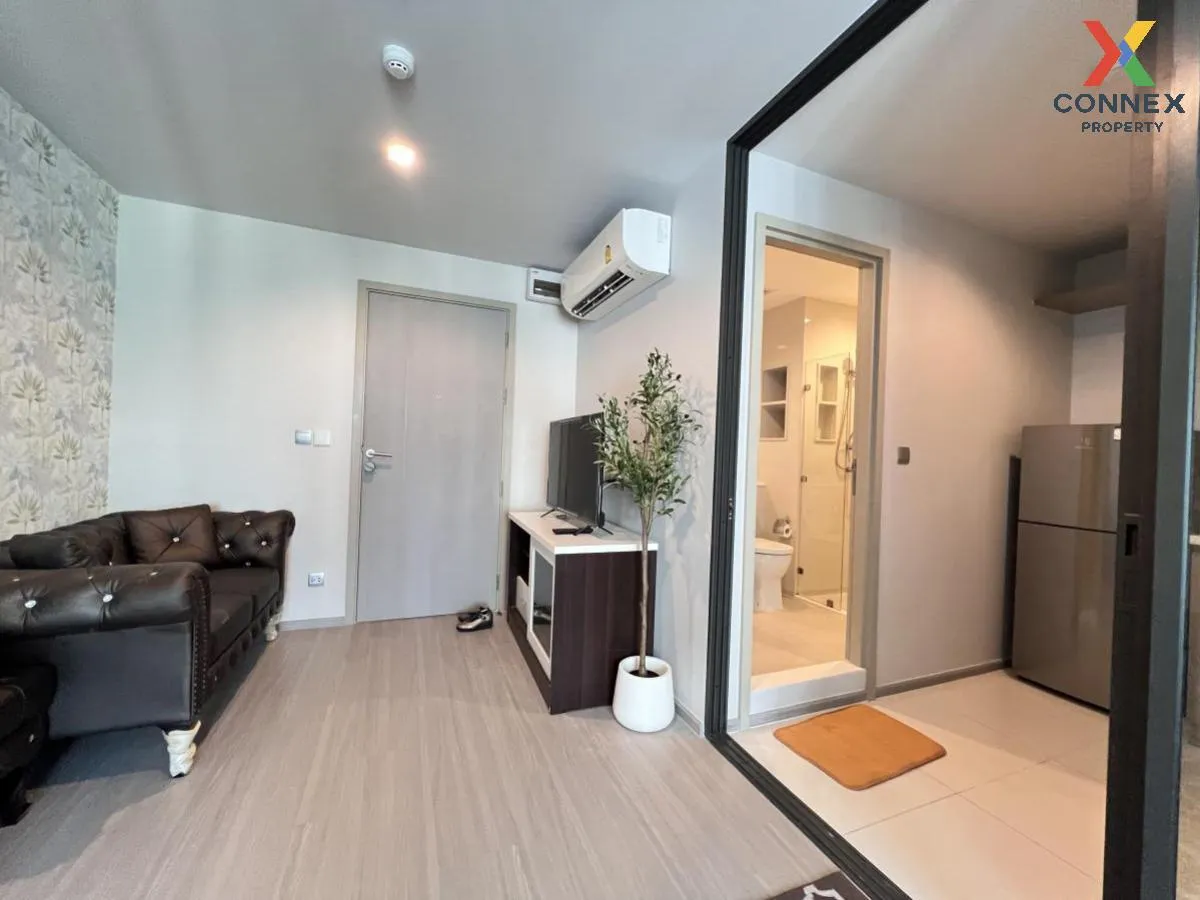 For Rent Condo , Life Ladprao , nice view , high floor , BTS-Ha Y 3