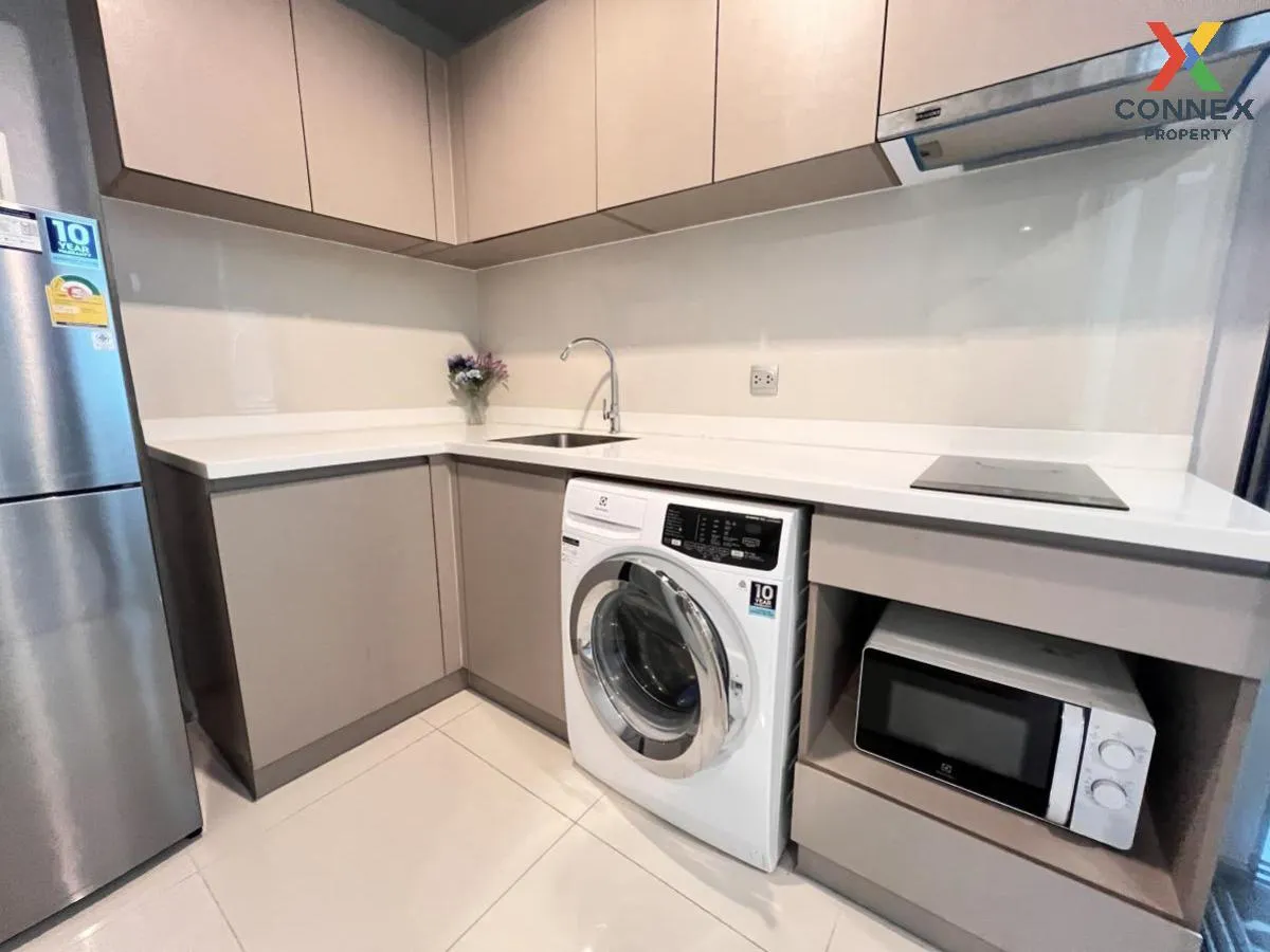 For Rent Condo , Life Ladprao , nice view , high floor , BTS-Ha Y 4