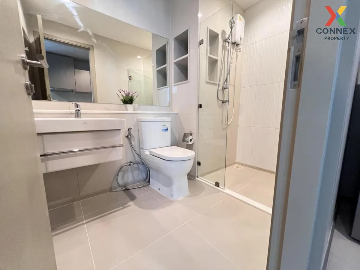 For Rent Condo , Life Ladprao , nice view , high floor , BTS-Ha Y