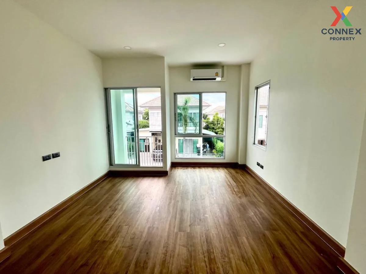 For Sale House , Villa Nova Watcharapol - Saimai , newly renovate