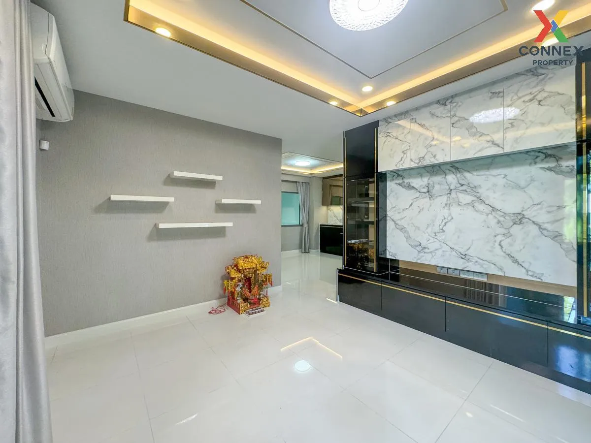 For Sale House , Perfect Place Rangsit - Bangpoon Expressway , co 3