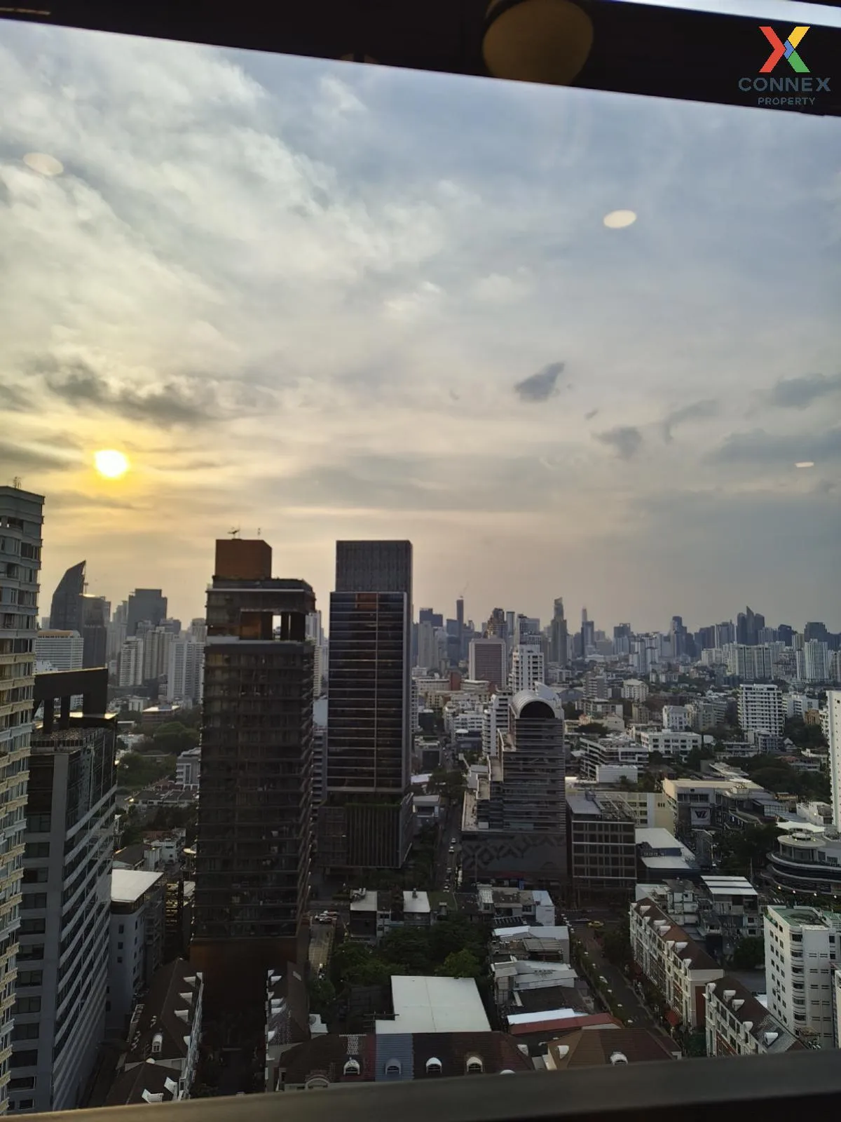 ขายคอนโด  พาร์ค ออริจิ้น ทองหล่อ BTS-ทองหล่อ คลองตันเหนือ เขต วัฒ